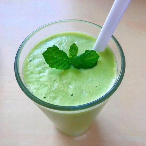 avokadovo medové smoothie